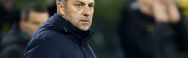 记者：巴萨前往葡萄牙的航班顺利起飞，此前因天气恶劣一度滞留