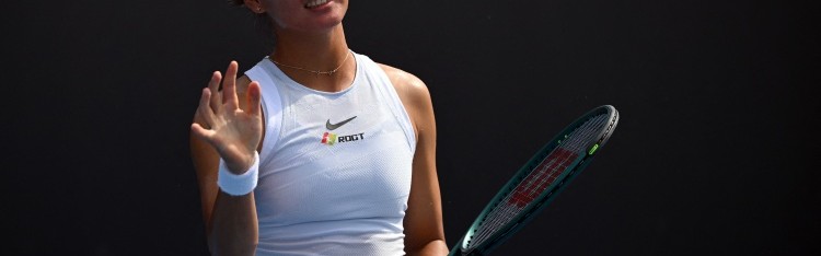 袁悦/亚历山德洛娃组合横扫对手，晋级澳网女双第二轮