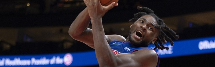 斯图尔特：尤因是我的偶像&从小就穿33号 他只要在场我就激动