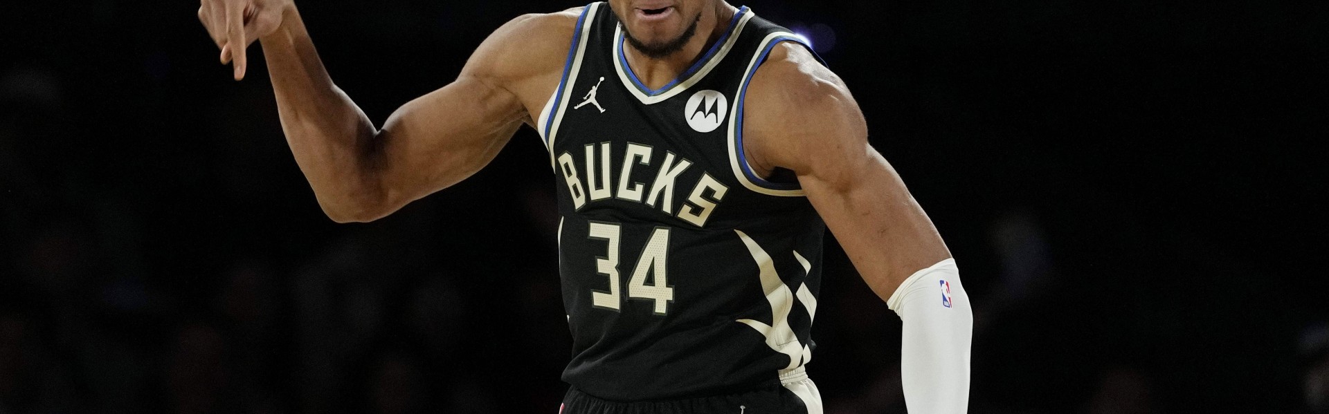 字母：无论情况怎样 我相信自己付出的努力 对自己非常信任