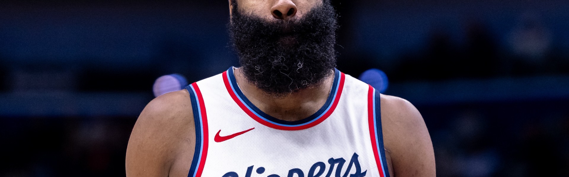 🐿️噔噔蹬蹬！哈登生涯得分升至NBA历史第15！