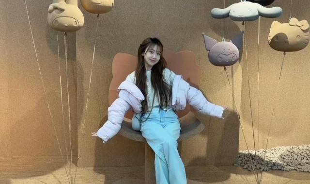 LPL主持人BaoBao晒照：一些冬日的可可爱爱