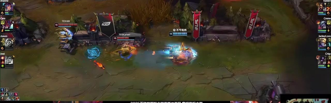 于是你合群的一起笑了！Sheer看自己被奥恩和豹女猛锤孤立无援只能无奈笑笑