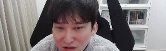 白色月牙：LPL一直缺中单Knight永远是独一档 国产教练舆论太差了